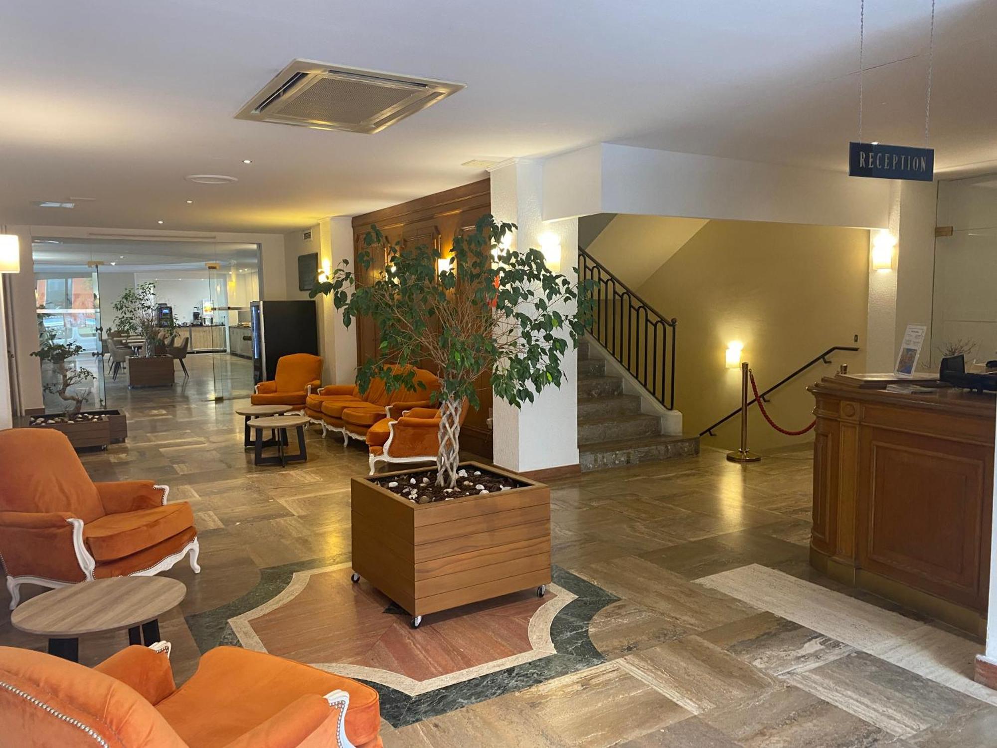Grand Hotel De Calvi กาลวี ภายนอก รูปภาพ