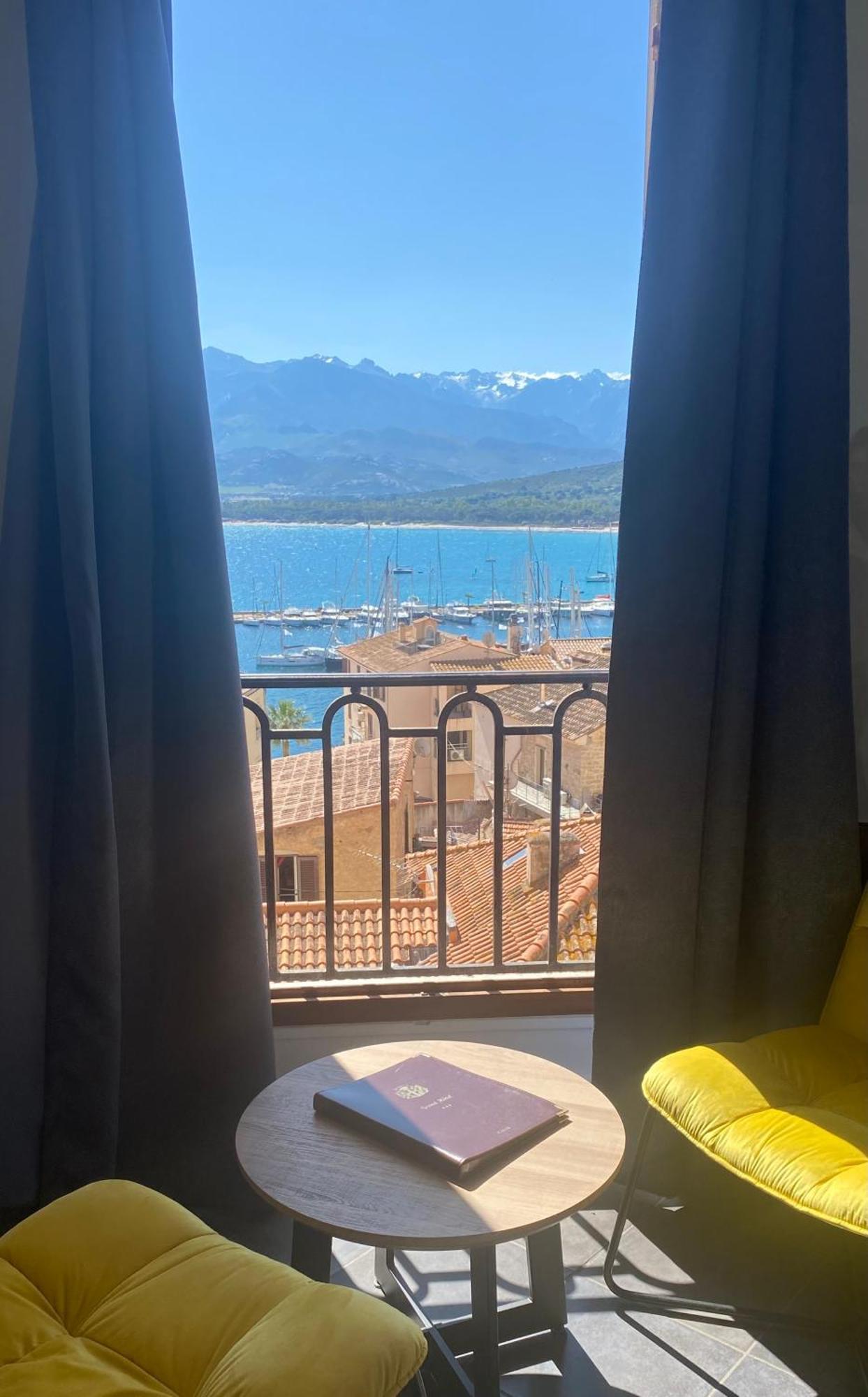 Grand Hotel De Calvi กาลวี ภายนอก รูปภาพ